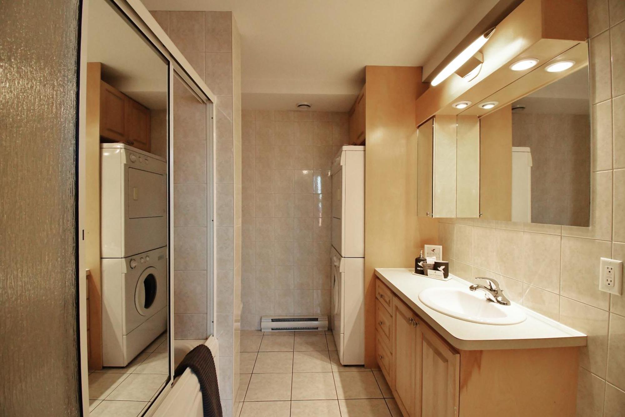 Lester Lofts By Bower Boutique Hotels Монктон Экстерьер фото