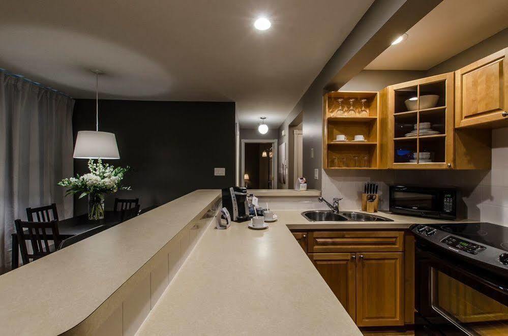Lester Lofts By Bower Boutique Hotels Монктон Экстерьер фото