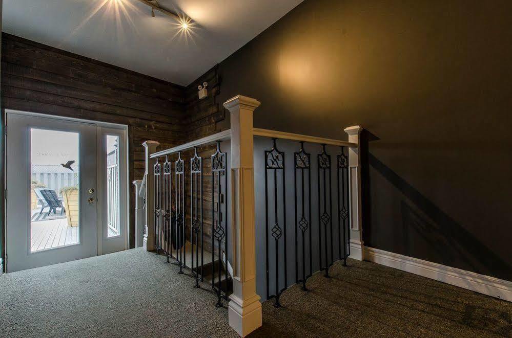 Lester Lofts By Bower Boutique Hotels Монктон Экстерьер фото